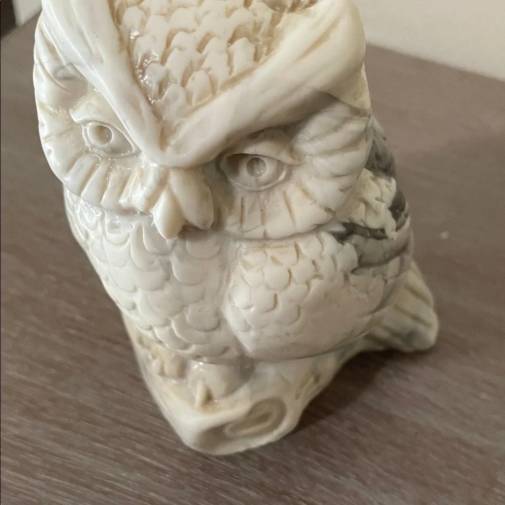 Cream Owl Sculpture Solid Bone - Picture 5 of 9